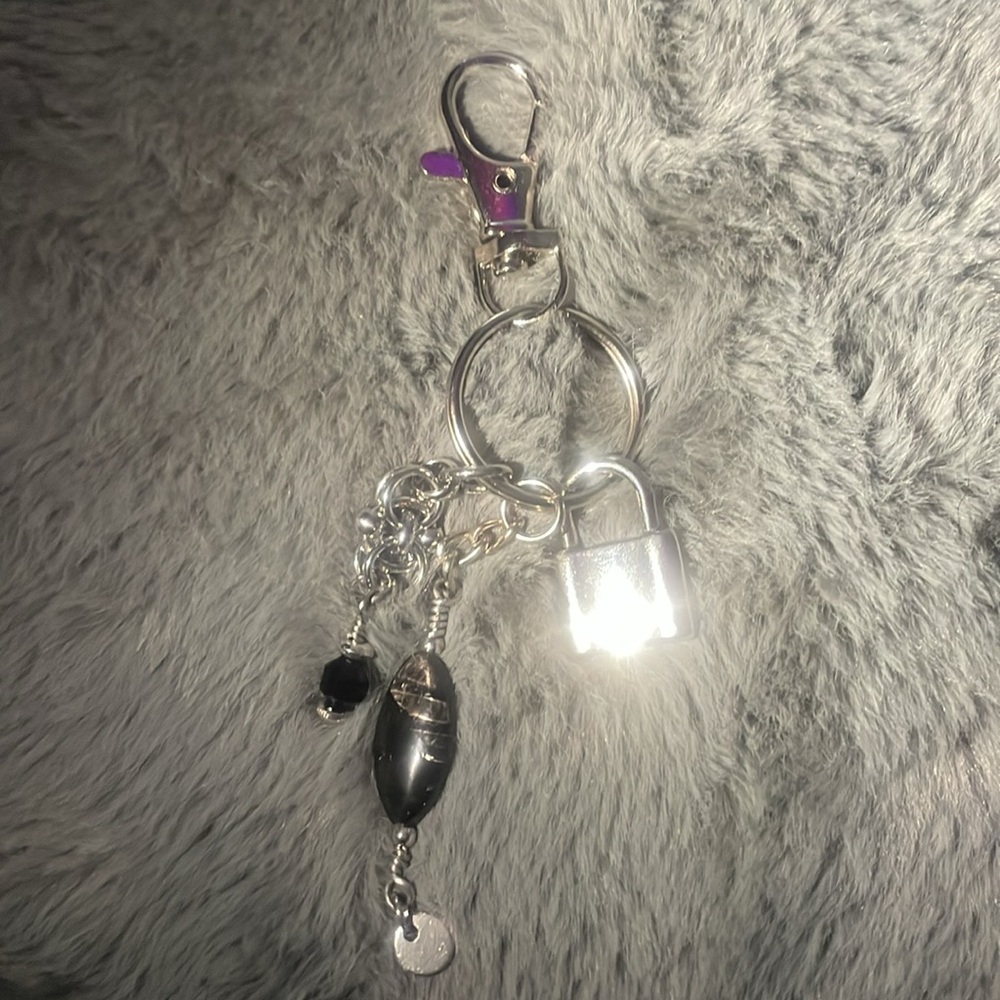 (1) Gemstone Keychain Bagcharm Charms - Handmade - Picture 5 of 5
